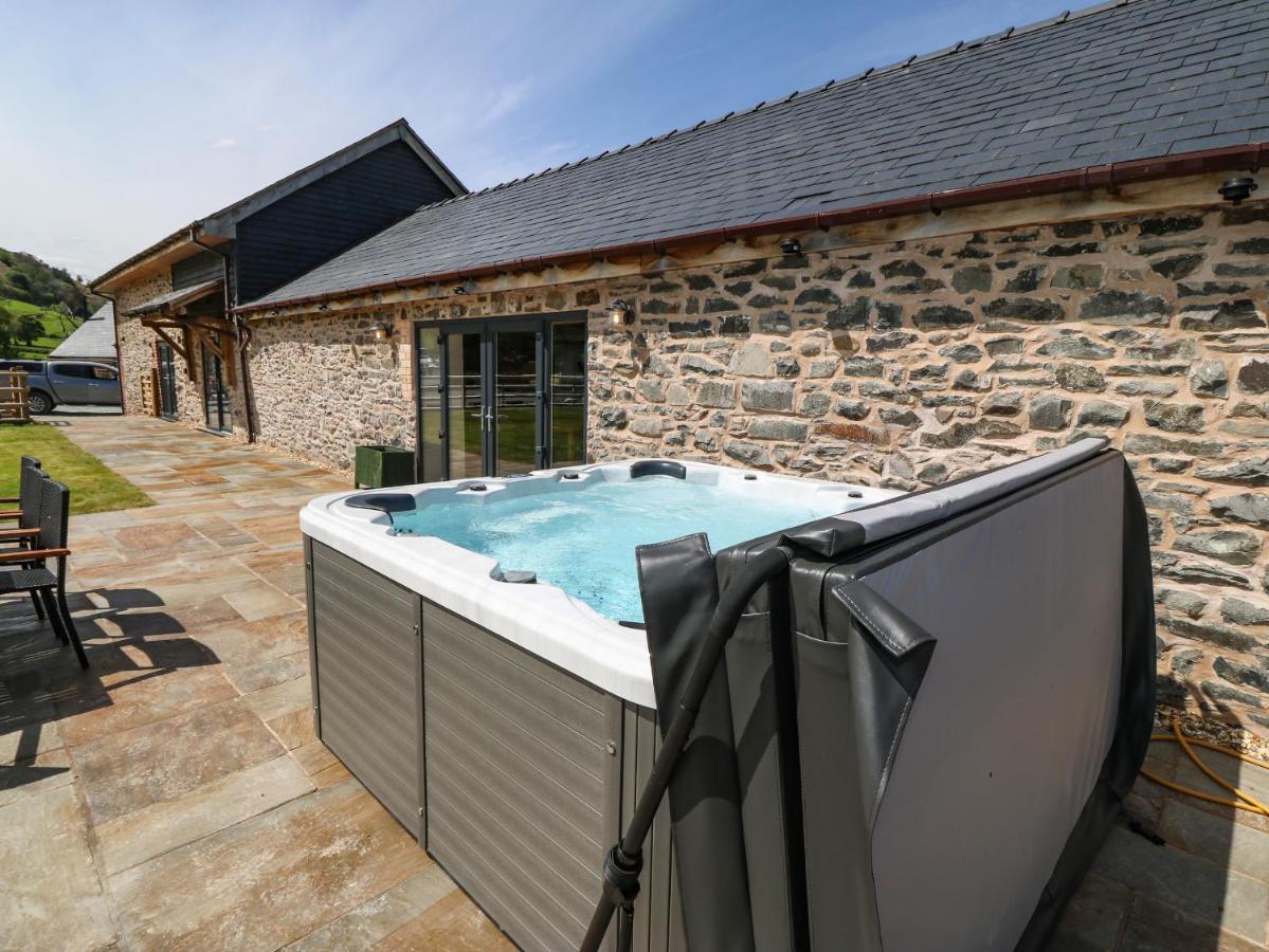 Y Beudy The Dairy Villa Oswestry Exterior photo